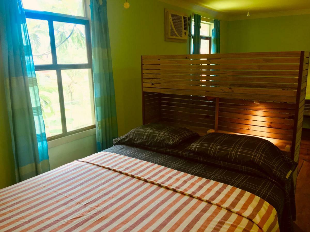 Hotel Casa Max Bocas del Toro Exterior photo