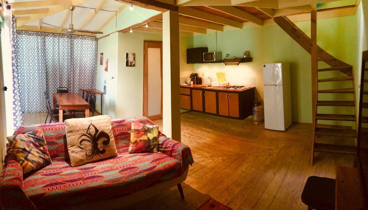 Hotel Casa Max Bocas del Toro Exterior photo